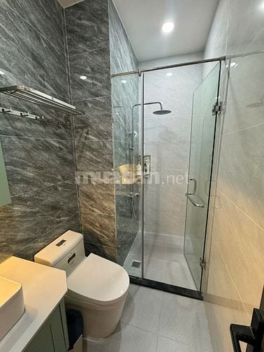 Chính chủ cho thuê phòng trọ 35m2 tại Đinh Công Tráng, Quận 1