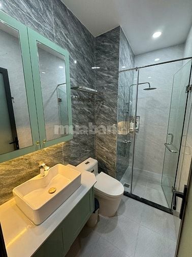 Chính chủ cho thuê phòng trọ 35m2 tại Đinh Công Tráng, Quận 1