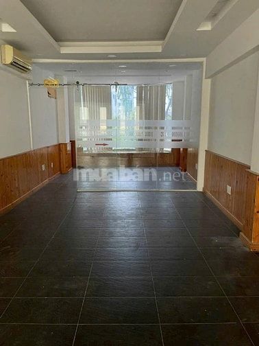 Mặt Tiền Điện Biên Phủ 200m2 3 Tầng Ngay ĐH Tài Chính Ngã Tư Hàng Xanh