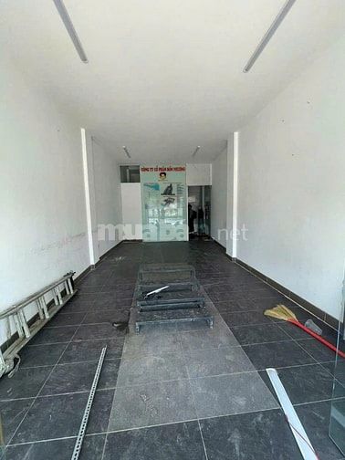 Mặt Tiền Điện Biên Phủ 200m2 3 Tầng Ngay ĐH Tài Chính Ngã Tư Hàng Xanh