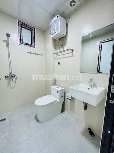 Bán nhà 5 tầng diện tích 30,8m2 mặt tiền 3.5m  khu phố Âu Cơ, Tây Hồ 