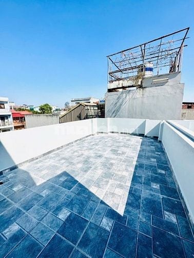 Bán nhà 5 tầng diện tích 30,8m2 mặt tiền 3.5m  khu phố Âu Cơ, Tây Hồ 