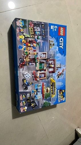 LEGO CÒN NGUYÊN SEAL MUA MỚI 6TR CHÁU NÓ K CHƠI NÊN BÁN LẠI