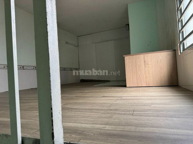 Phòng cho SV, nhân viên VP thuê. DTSD 25 m2, 1E/1 Bình Quới Thanh Đa 