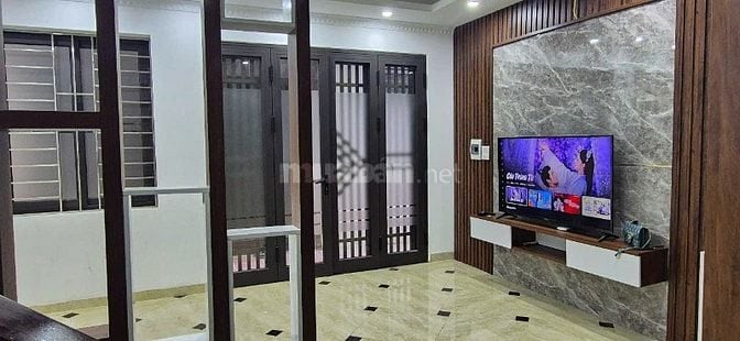 Chính chủ bán nhà kim hoàng vân canh hoài đức . Dt. 30 m2 * 5 tầng ,mớ