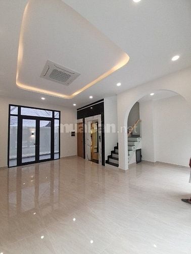 Cho thuê mặt bằng khu nhà phố vinhomes grand park giá tốt nhiều vị trí