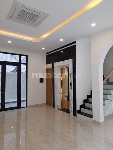 Cho thuê mặt bằng khu nhà phố vinhomes grand park giá tốt nhiều vị trí