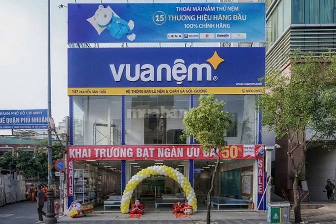 Cho thuê nhà 147 Nguyễn Văn Trỗi, Phú Nhuận. Trệt, Lầu, ST chỉ 250tr