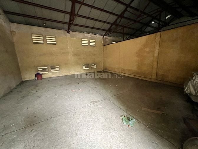 Cho thuê nhà kho cũ 800m2 tại 2 Phương Canh, Quận Nam Từ Liêm