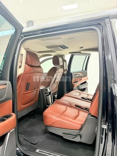 Bán Cadillac Escalade ESV Platinum 6.2, sản xuất 2016.