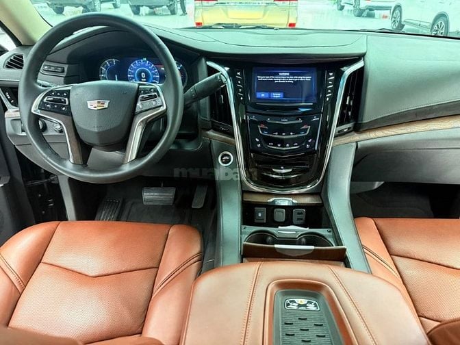 Bán Cadillac Escalade ESV Platinum 6.2, sản xuất 2016.