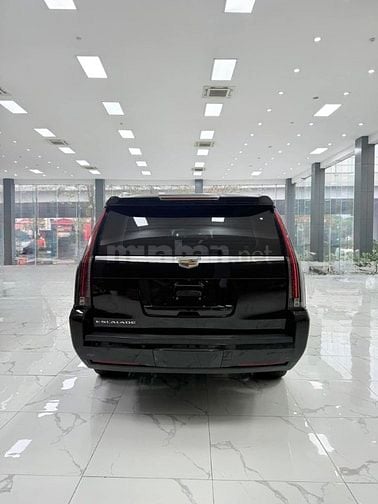 Bán Cadillac Escalade ESV Platinum 6.2, sản xuất 2016.