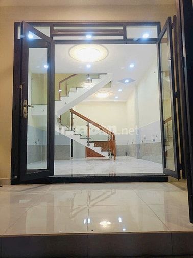 Bán gấp căn nhà 52m2 1 trệt 1 lầu ở Bà Điểm, Hóc Môn.Giá 750 triệu,SHR