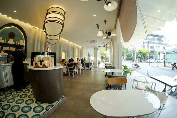 VỊ TRÍ SIÊU ĐẸP THU NHẬP KHỦNG ( $6.000/tháng) MẶT TIỀN QUẬN 1