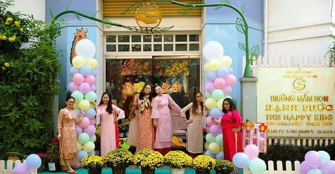 Trường mầm non Bé Hạnh Phúc (Happy kids) tuyển gấp Giáo viên & Bảo mẫu