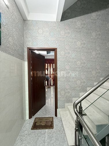 Bán Nhà Mặt Tiền Tạ Quang Bửu, Ngay AEON Quận 8, 64M2 (4.3x15) 4 Tầng