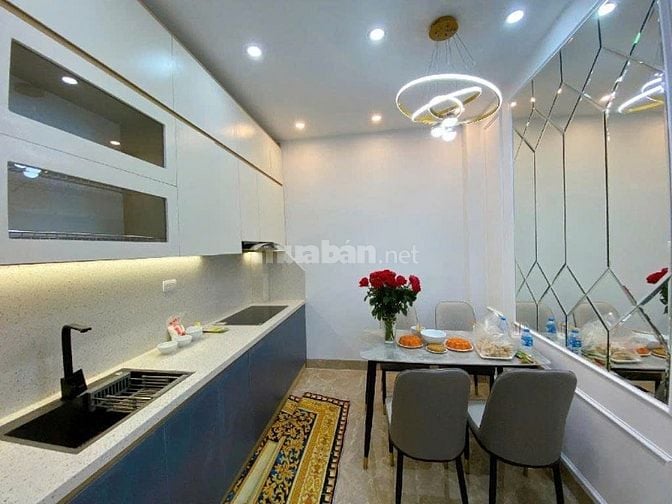 BÁN NHÀ THANH NHÀN - LUNG LINH - OTO ĐỖ CỬA - DT30M2X4T - GIÁ 6,38 TỶ