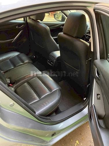 Gia đình bán xe Mazda 6 Skyactive full option