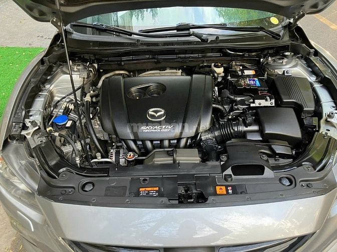 Gia đình bán xe Mazda 6 Skyactive full option