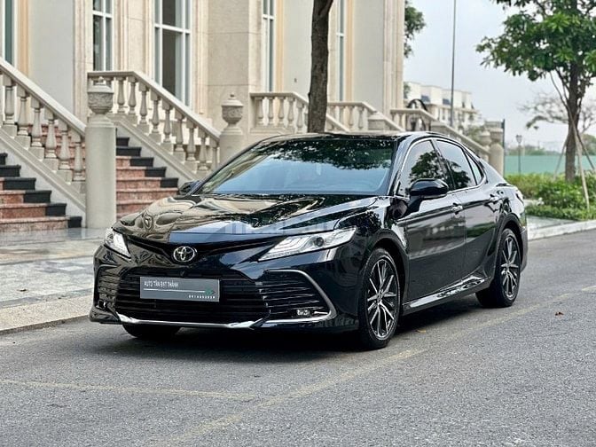 🅰️ TOYOTA CAMRY 2.5Q▪️[ Date 2023 Model 2024/ 14.000km ] xe hoàn hảo