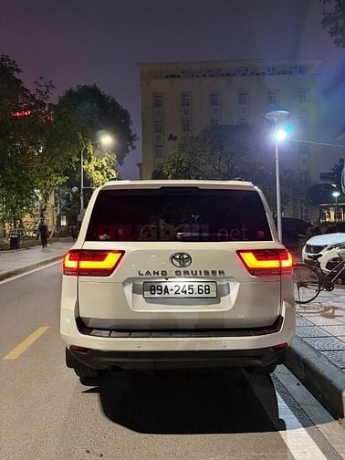 🅰️ TOYOTA LANDCRUISER LC300 [ Date 2021 / 34.000km ] xe hoàn hảo