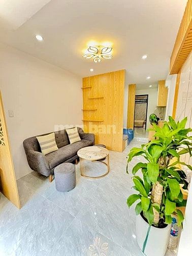 Bán Nhà Ở Luôn, Phố Lê Gia Định, Hai Bà Trưng 40m, giá 2.65 tỷ.
