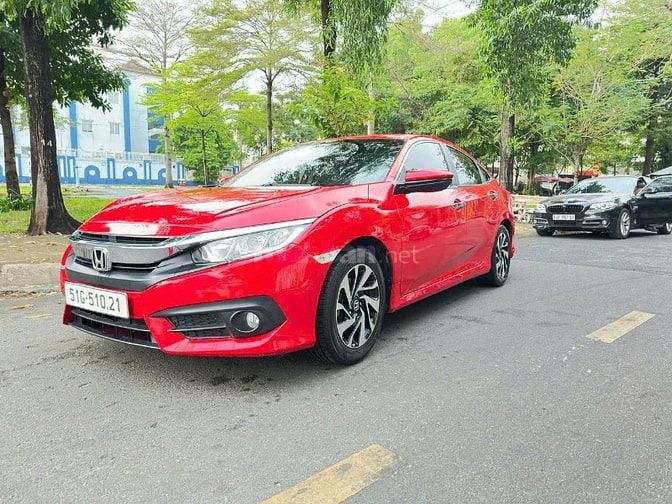 Bán xe Honda Civic 1.8AT Bản E. Sản Xuất 2018. Màu Đỏ