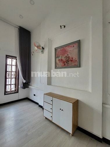 Gia chủ cần bán Villa mini 163/55 Thành Thái, P14, Q10,6x18m 6 tầng