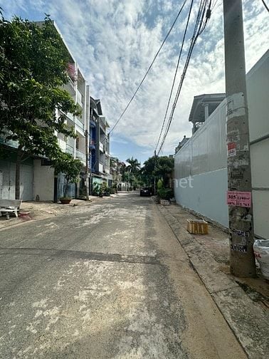 Tôi kẹt NH nên bán nhà 2lau,4x22m,HXH,Hoàng Hoa Tham,Bthanh,hơn 11ty