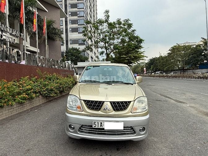 Cần bán xe Mitsubishi Jolie bánh treo sx-2005 phung xăng điện tử