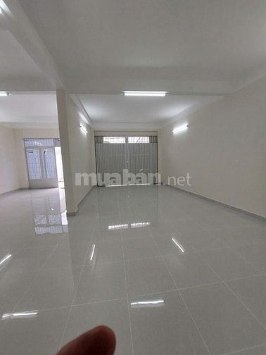 Cho thuê nhà nguyên căn 35 Lê Thị Kim, Xuân Thới Sơn, XD 300m2