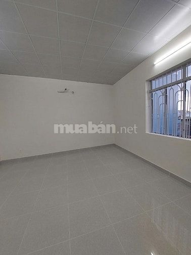 Cho thuê nhà nguyên căn 35 Lê Thị Kim, Xuân Thới Sơn, XD 300m2