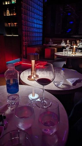 Sang nhượng quán Bar & Lounge khu vực sầm uất Bậc Nhất Quận 1 