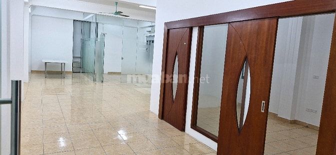 Cho thuê văn phòng 100m2 tại phố Yên Lạc, Kim  Ngưu, Hai Bà Trưng