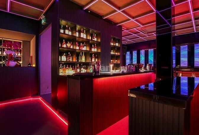 Sang nhượng quán Bar & Lounge khu vực sầm uất Bậc Nhất Quận 1 