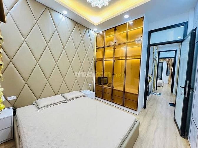 Nhà Đẹp Phố VIP Đặng Tiến Đông, Đống Đa 44m, 5 tầng, giá 10.5 tỷ.