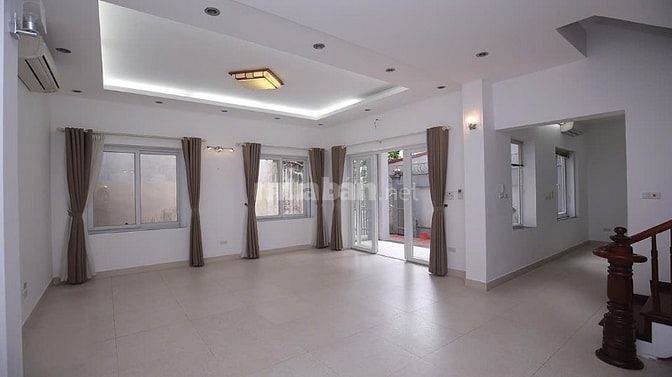 Cho thuê Cho thuê NR 4PN 5WC 120m2 tại Tô Ngọc Vân, 38 triệu, view đẹp