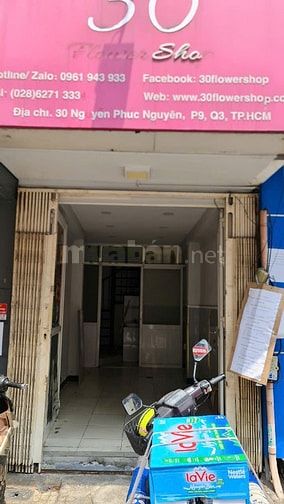 Cho thuê nguyên căn nhà mặt tiền 30 Nguyễn Phúc Nguyên, P.9, Q.3