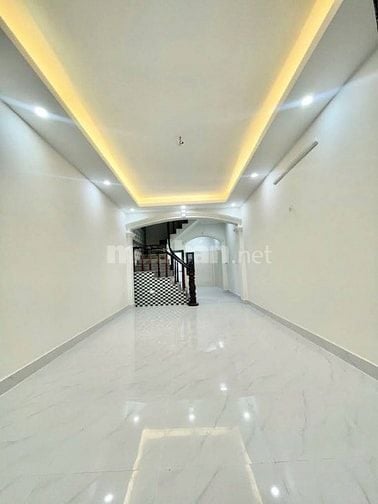 Bán gấp nhà đẹp dân xây phố Bồ Đề, Long Biên, DT 58m2, Giá hơn 9 tỷ.