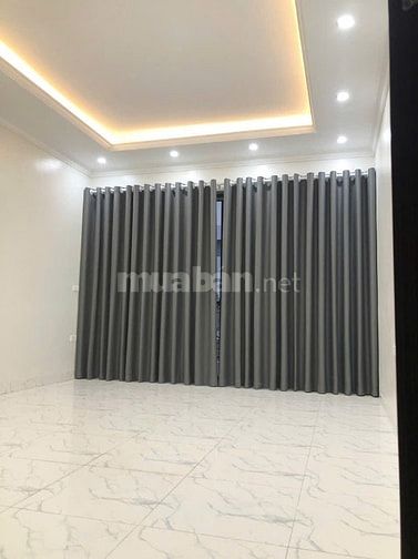 Thanh Am nhà mới về ở ngay Gara ô tô 65m2 x 5T phân lô 