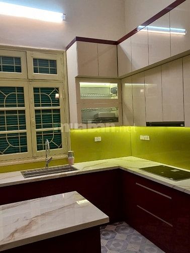 CHO THUÊ NHÀ XÂY KIỂU BIỆT THỰ tại bán đảo Quảng An, 105 m2x 3 tầng