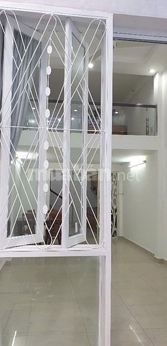 Bán nhà hẻm Nguyễn Thị Minh Khai, Phường 6, Quận 3, 3,6x11m