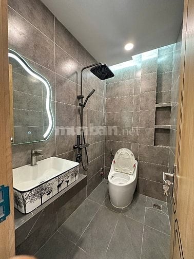 💥Giá: 6Tỷ380 TL, Đường Tăng Bạt Hổ, Phường 11, 3,4/6*12m, 46m2, 3PN 