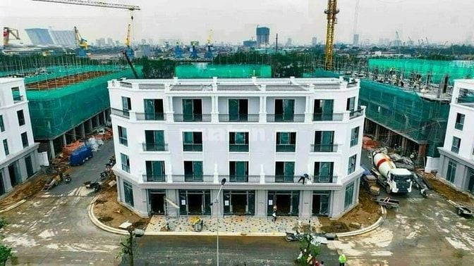 Bán nhà biệt thự Vinhomes Royal Island, giá tốt nhất chỉ 14,62 tỷ