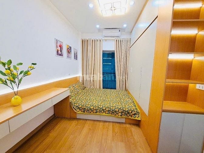 Nhà đẹp 5 tầng, 3PN, Hoàng Mai, 28m², nội thất cao cấp, chỉ 5.56 tỷ