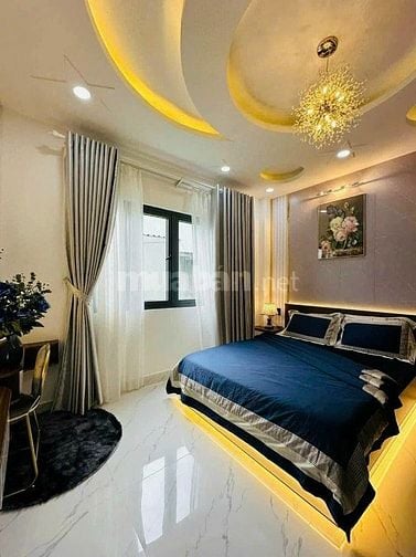 Bán nhà hẻm 8m thông Lê Đức Thọ,P.15, 4 x 18, có thang máy giá 10.5 tỷ