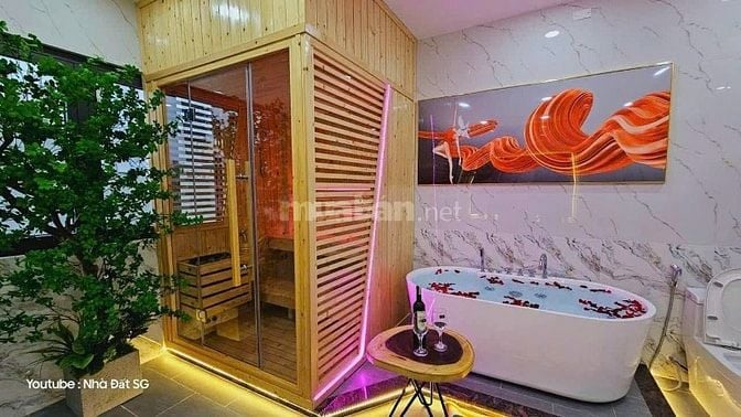 Bán nhà hẻm 8m thông Lê Đức Thọ,P.15, 4 x 18, có thang máy giá 10.5 tỷ