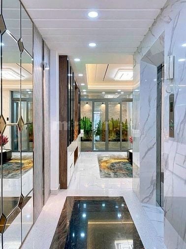 Bán nhà hẻm 8m thông Lê Đức Thọ,P.15, 4 x 18, có thang máy giá 10.5 tỷ