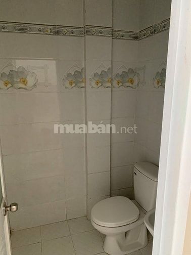 Cho thuê nhà MT Cao Đạt P.1 Quận 5 giá 23 triệu – 30m2 