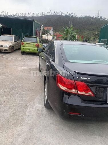 Toyota Camry 2.4G Sx 207 máy zin xe tốt cho một phân khúc giá